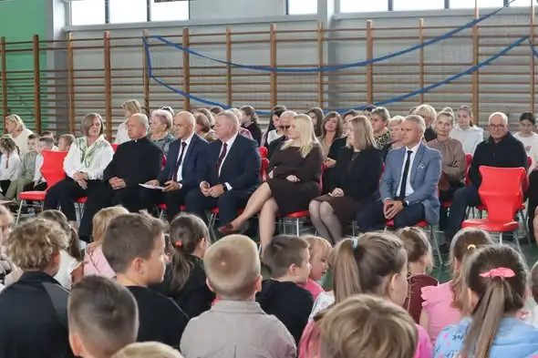 Dzień Edukacji Narodowej w Siedliszczu – wyjątkowe święto nauczycieli i uczniów