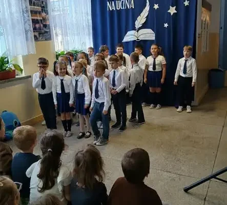Pierwszoklasiści z Białopola oficjalnie przyjęci do szkolnej społeczności