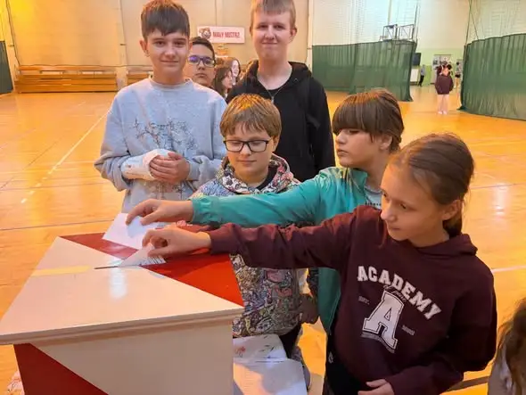 Mikołaj Łoza nowym przewodniczącym Samorządu Uczniowskiego – znamy wyniki wyborów