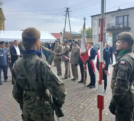 Sztandar z Sawina odznaczony medalem za 30-lecie Koła Weteranów