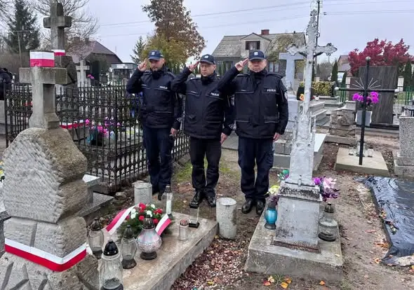 Policjanci z Dorohuska uczcili pamięć przedwojennego funkcjonariusza